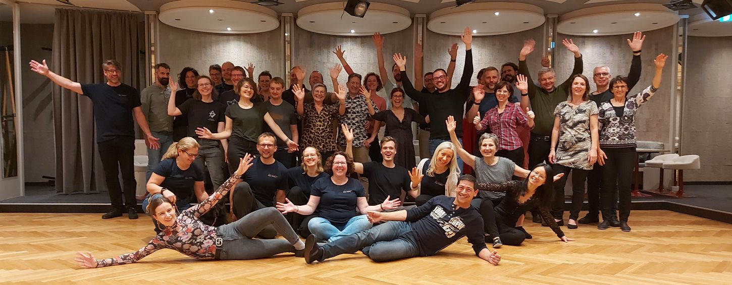 Westcoast Swing Leute in der Tanzschule Köpke Rupprecht - Harmony Westies